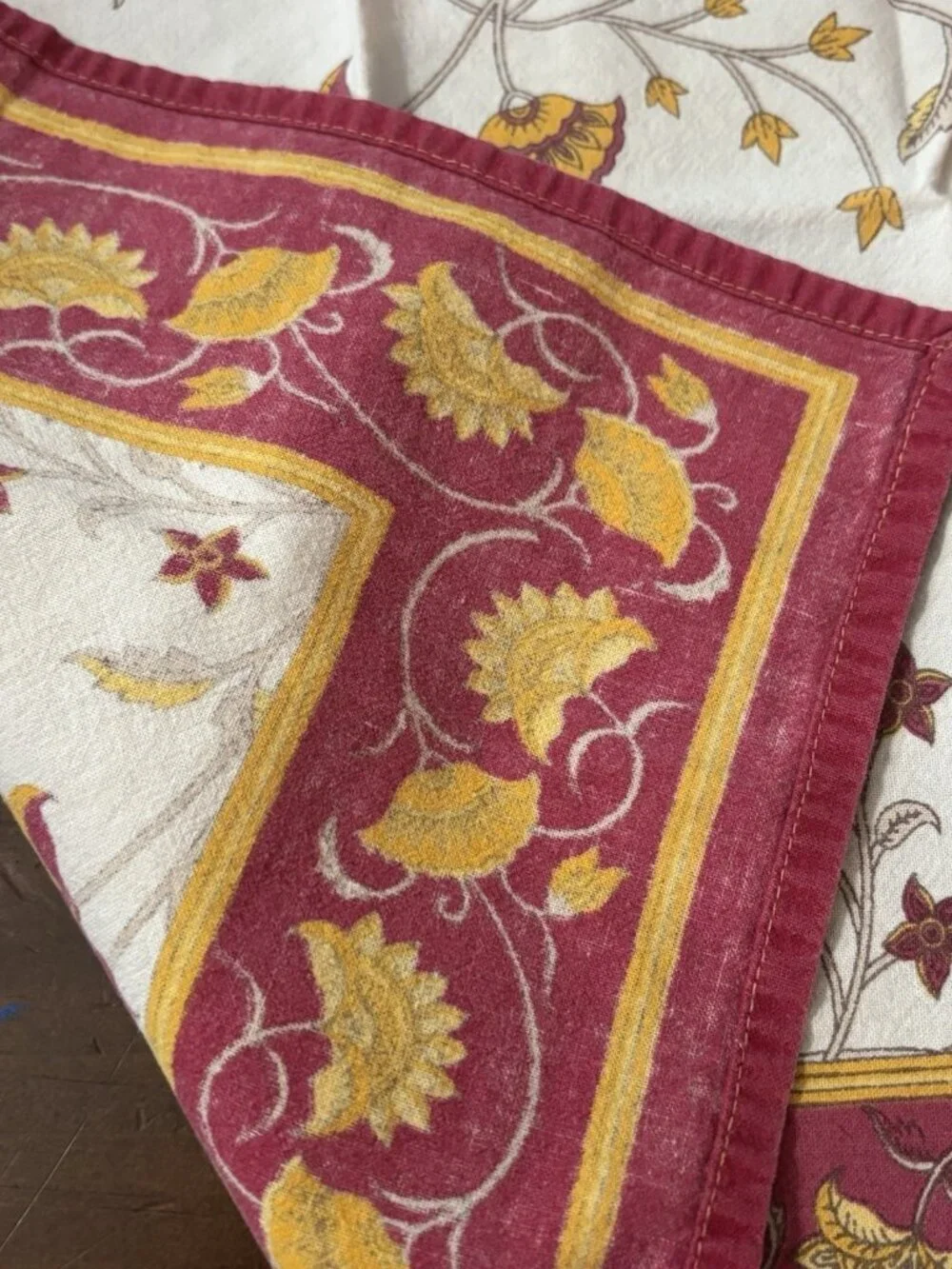 Pier‎ One Vintage Red Tan Beige Floral Cotton Napkins Set Of 8 Square